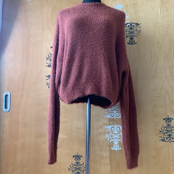 NEW - Audrey 3+1 Crew Neck Fuzzy Sweater - Picture 8 of 16